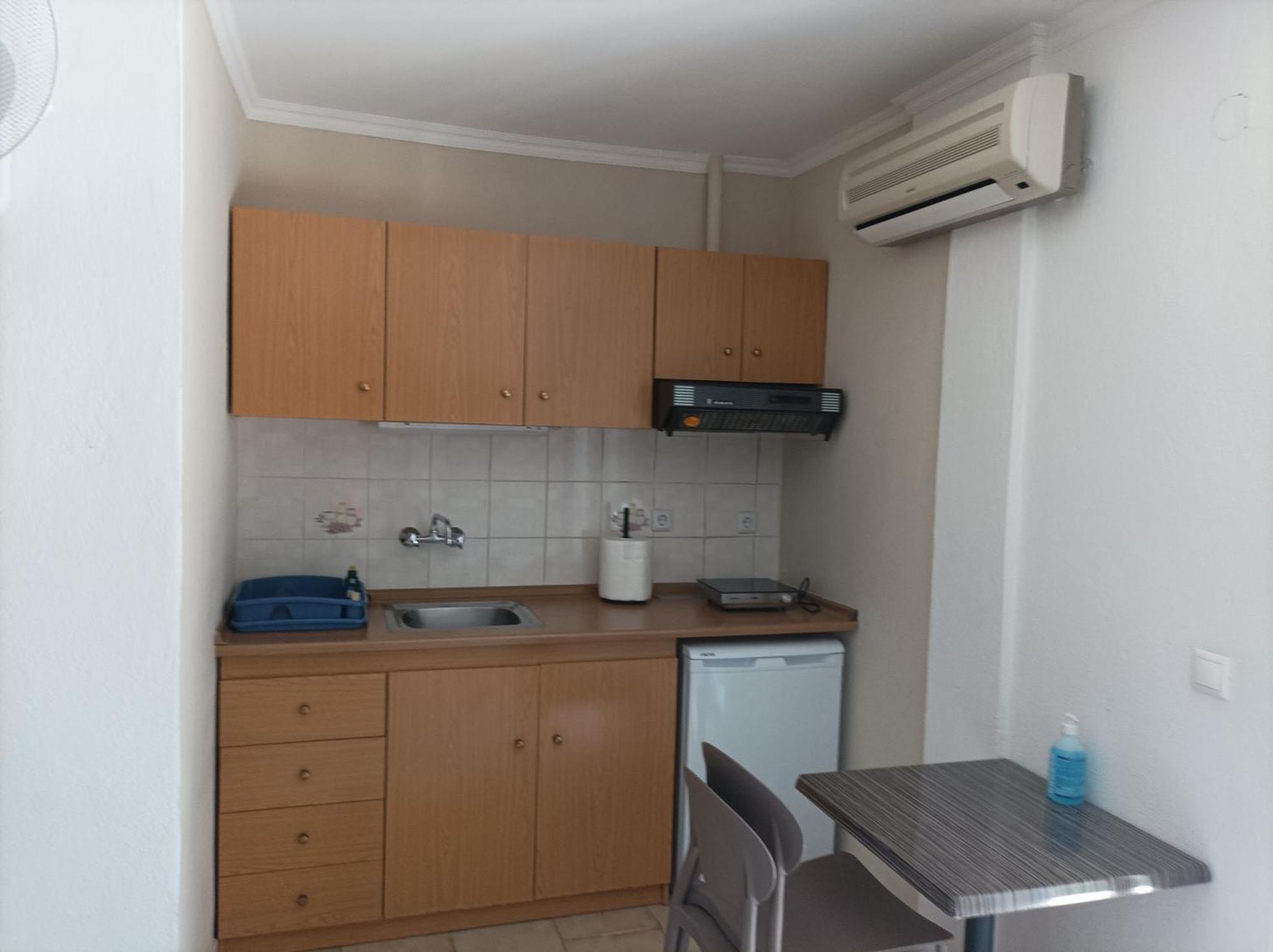 Kleanthis Blue Apartment Nea Vrasna Exterior photo
