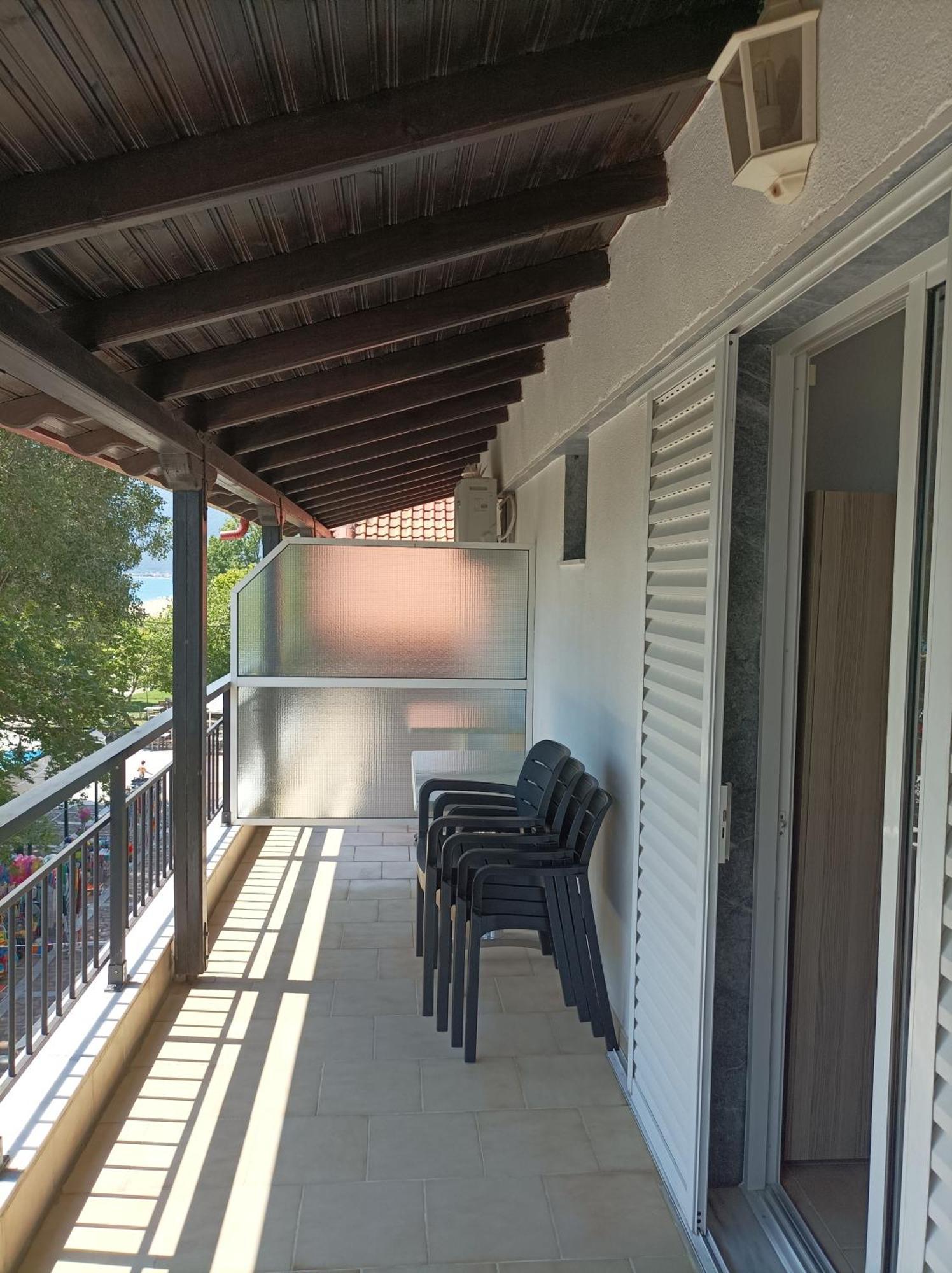 Kleanthis Blue Apartment Nea Vrasna Exterior photo