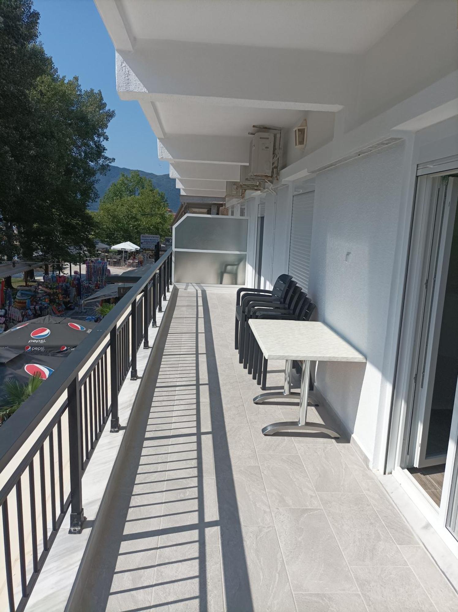 Kleanthis Blue Apartment Nea Vrasna Exterior photo